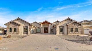 1042 Castillo Court, El Paso, TX 79932