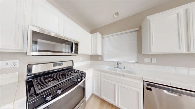 2938 Sandgrouse Lane, Perris, CA 92571