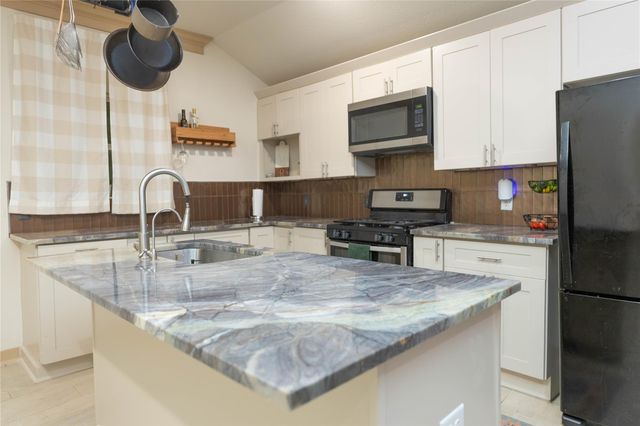 8007 Capitol Street, Houston, TX 77012