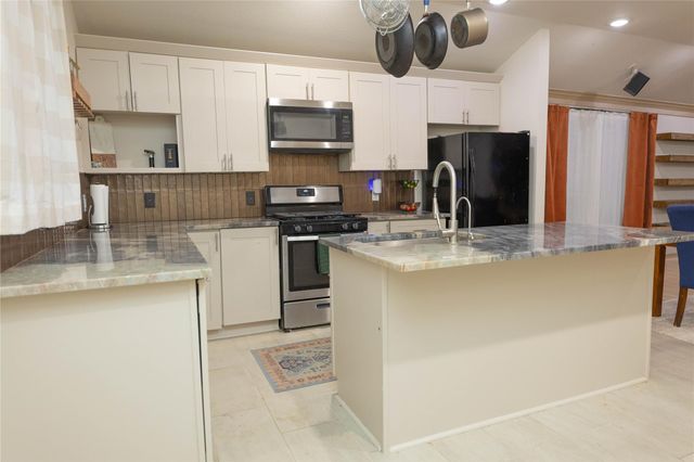 8007 Capitol Street, Houston, TX 77012