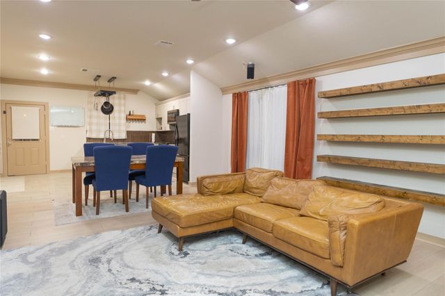 8007 Capitol Street, Houston, TX 77012