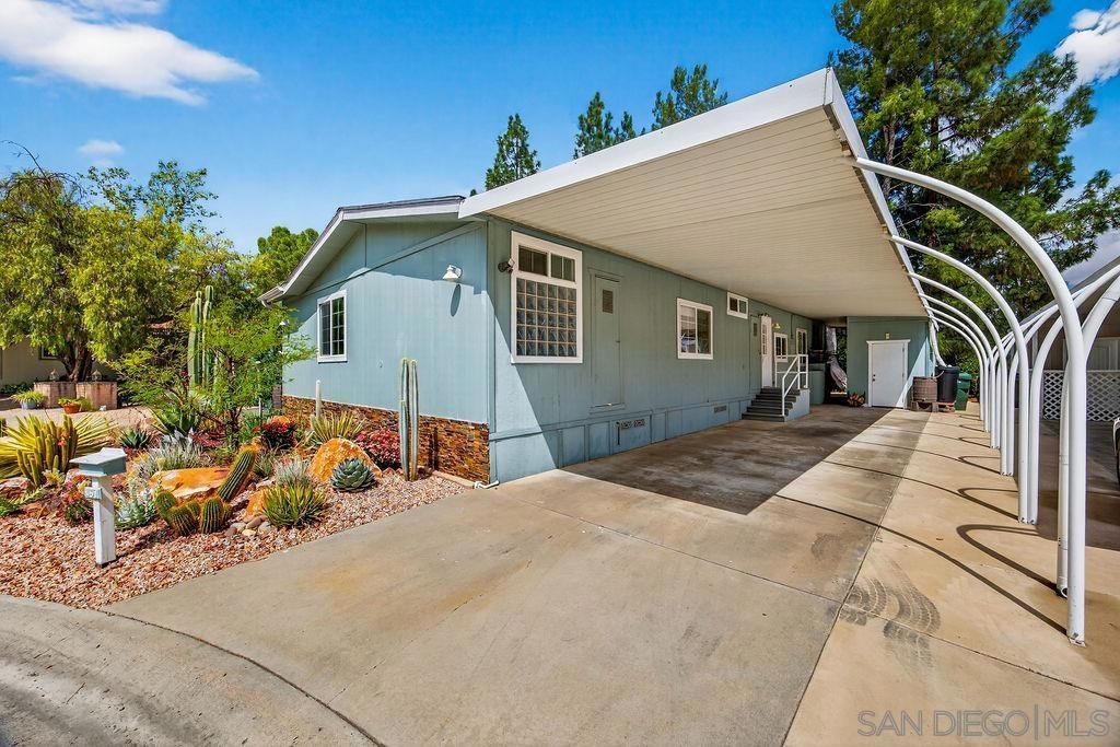 Image 36 of property listing at 8975 Lawrence Welk Dr SPC 451 451, Escondido, CA 92026