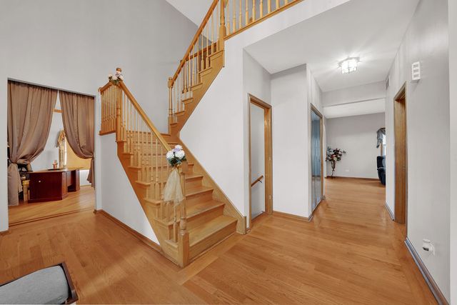 10745 Lockwood Avenue, Oak Lawn, IL 60453