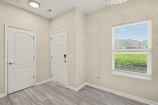 2233 Bee Hive Dr, Columbia, TN 38401