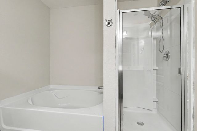 2233 Bee Hive Dr, Columbia, TN 38401