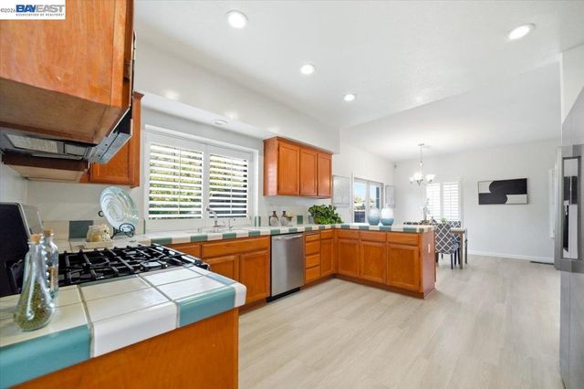 2441 Johns Way, Antioch, CA 94531