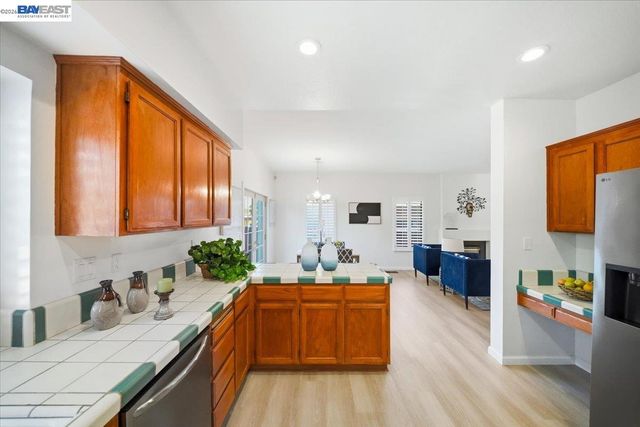 2441 Johns Way, Antioch, CA 94531