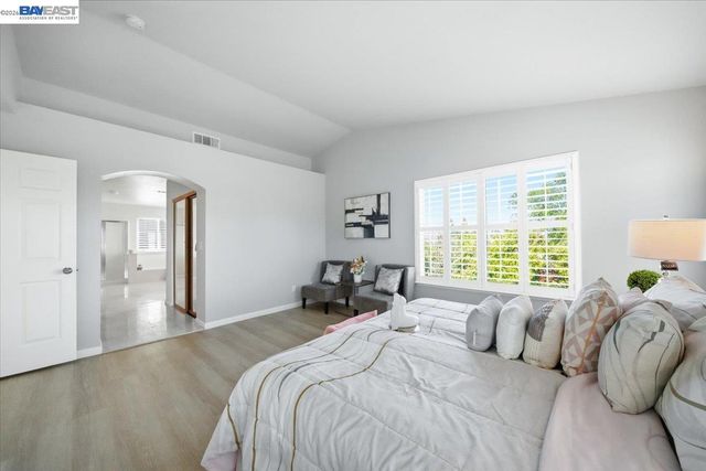 2441 Johns Way, Antioch, CA 94531
