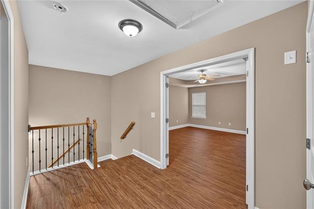 301 Stream Side Pass, Woodstock, GA 30188