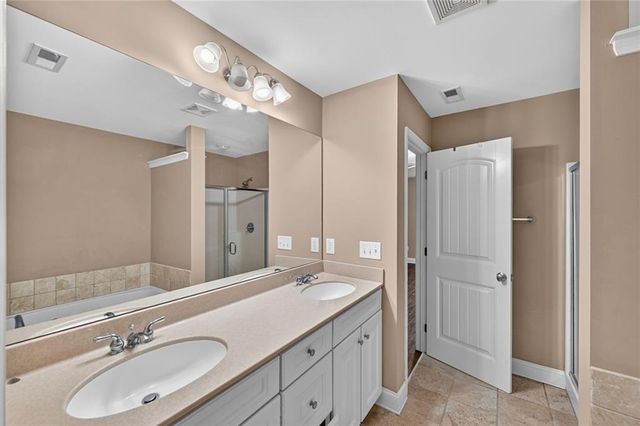 301 Stream Side Pass, Woodstock, GA 30188
