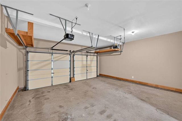 301 Stream Side Pass, Woodstock, GA 30188