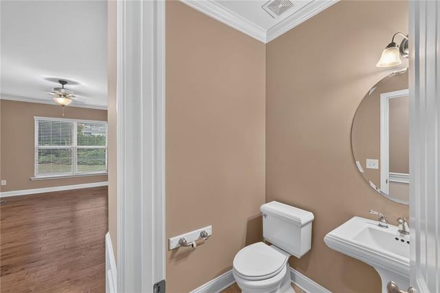 301 Stream Side Pass, Woodstock, GA 30188