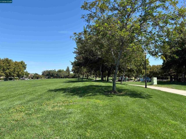 1061 Somersby Way, Brentwood, CA 94513