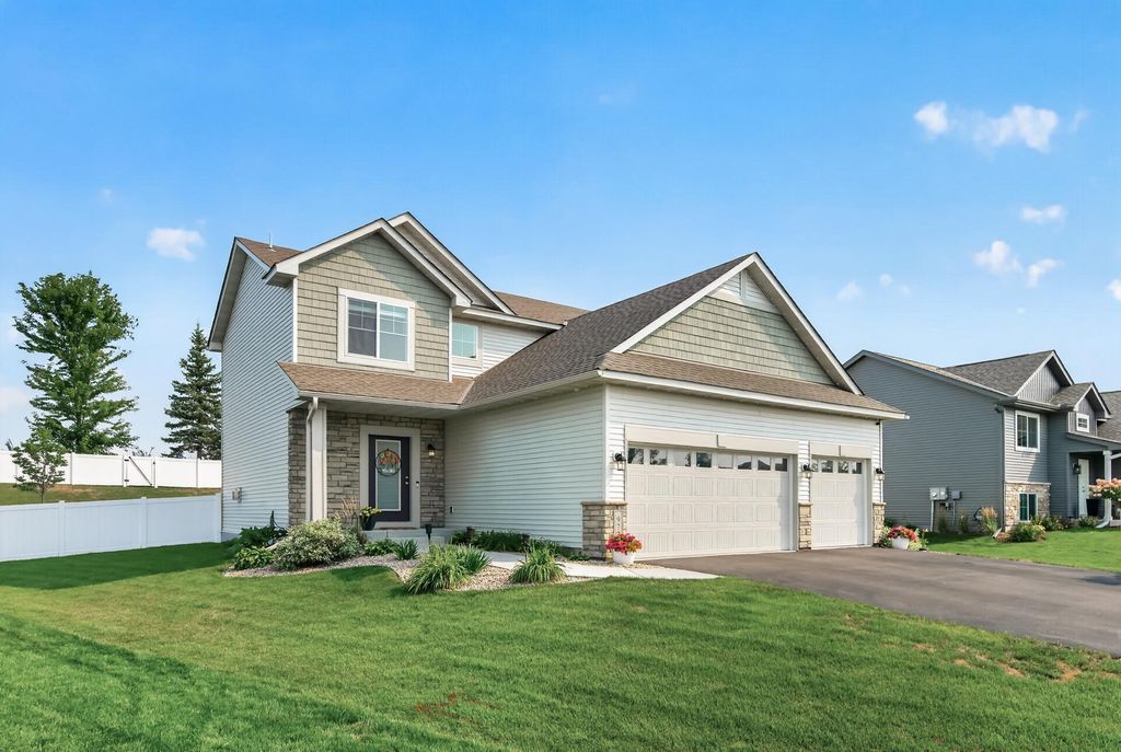 972 Forest Edge Circle, Jordan, MN 55352 — exterior