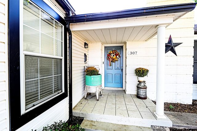 307 Rock Street, Bowie, TX 76230
