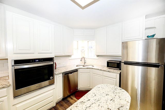 307 Rock Street, Bowie, TX 76230