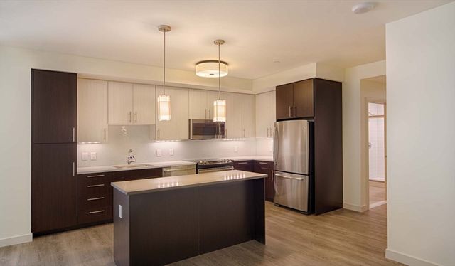 1 Canal St. 736, Boston, MA 02114