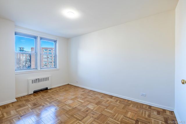 25 Knolls Crescent 9E, Bronx, NY 10463