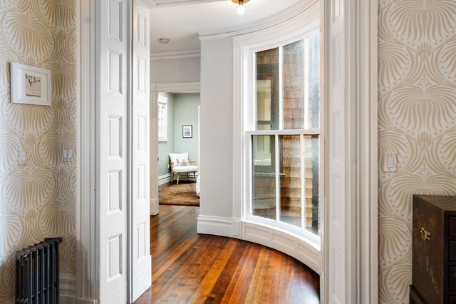 53 Mount Vernon St II, Boston, MA 02108