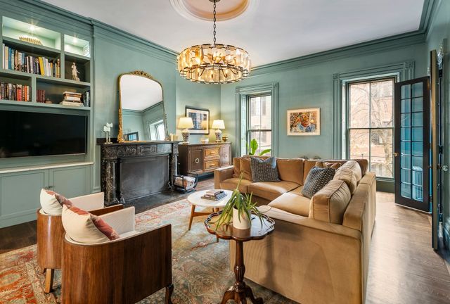 53 Mount Vernon St II, Boston, MA 02108