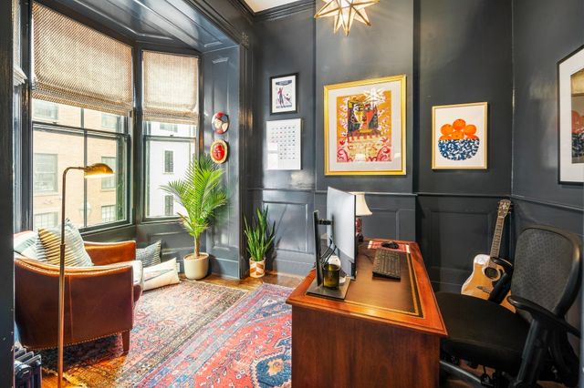 53 Mount Vernon St II, Boston, MA 02108