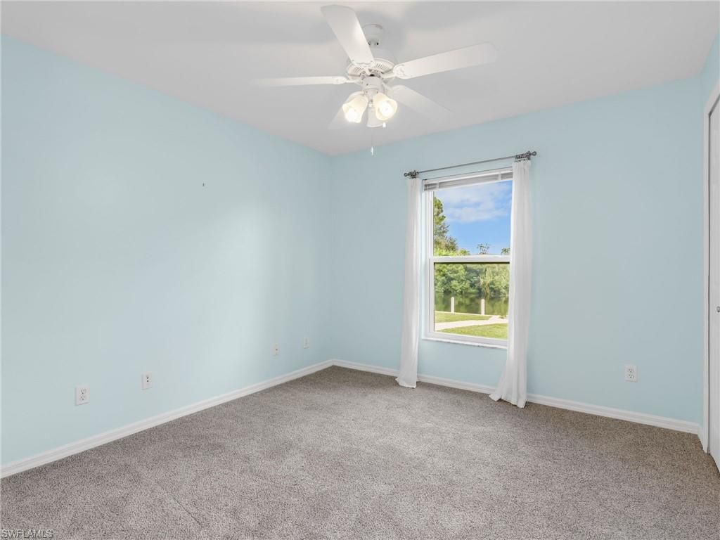 Image 28 of property listing at 323 SE 9th AVE, Cape Coral, FL 33990