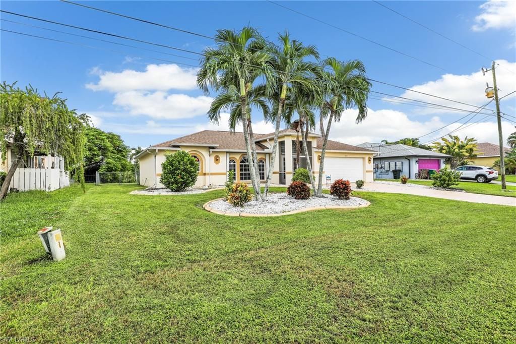 323 SE 9th AVE, CAPE CORAL, FL 33990 — photo 3