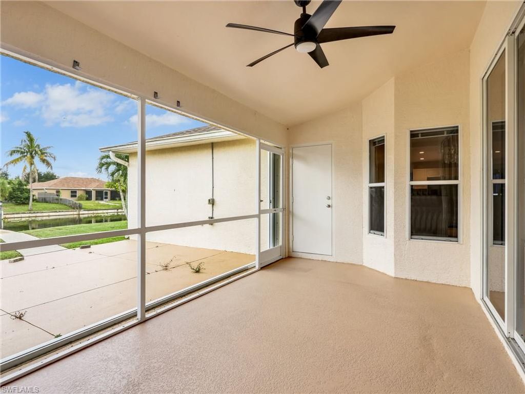 Image 34 of property listing at 323 SE 9th AVE, Cape Coral, FL 33990