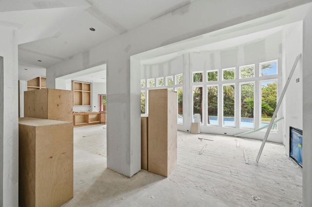927 Peachwood Bend Drive, Houston, TX 77077