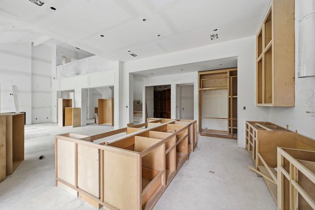 927 Peachwood Bend Drive, Houston, TX 77077
