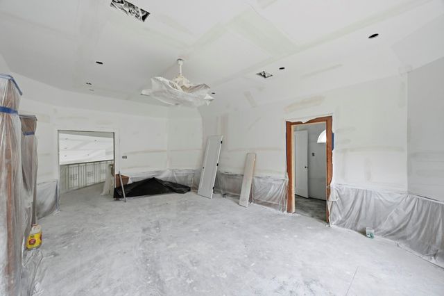927 Peachwood Bend Drive, Houston, TX 77077