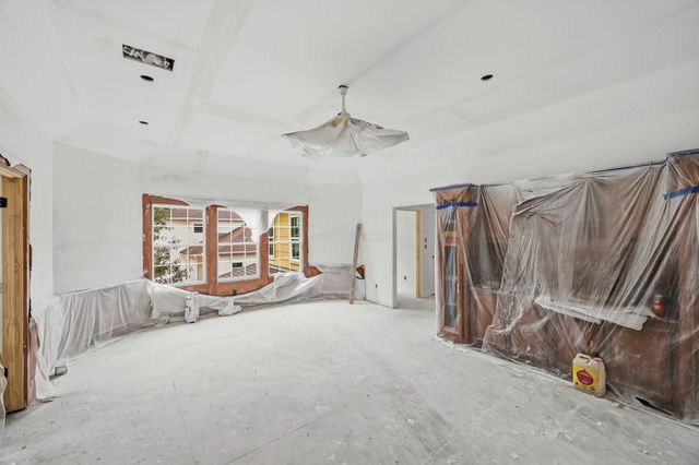 927 Peachwood Bend Drive, Houston, TX 77077