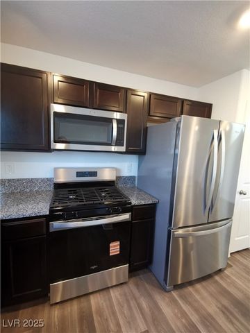 5982 Swift Lariat Street, Las Vegas, NV 89113