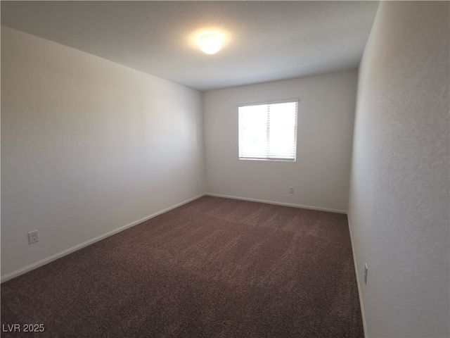 5982 Swift Lariat Street, Las Vegas, NV 89113