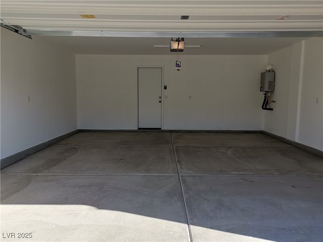 5982 Swift Lariat Street, Las Vegas, NV 89113