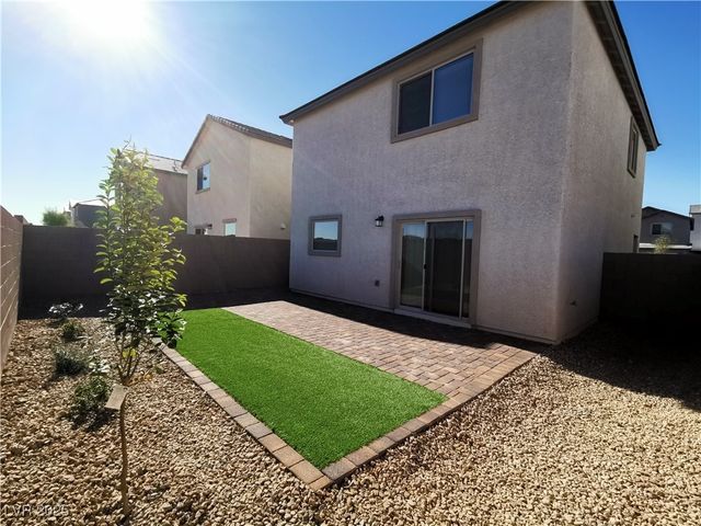 5982 Swift Lariat Street, Las Vegas, NV 89113