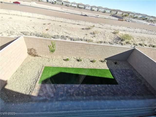 5982 Swift Lariat Street, Las Vegas, NV 89113