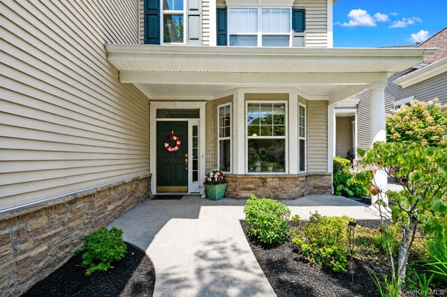 140 Chopin Place, Eastport, NY 11941