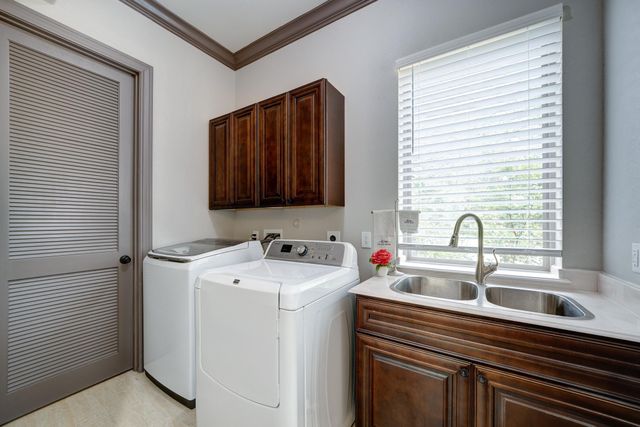 22932 Nichols Sawmill Road, Hockley, TX 77447
