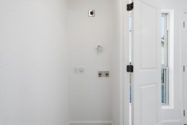 1711 E Waco Avenue, Dallas, TX 75216