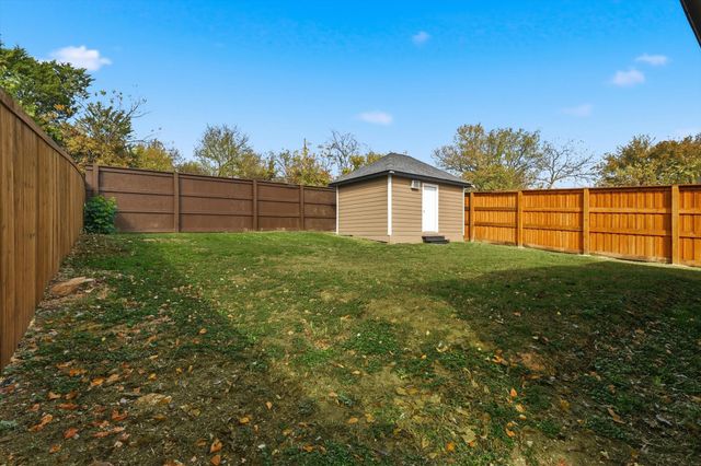 1711 E Waco Avenue, Dallas, TX 75216