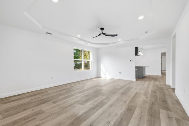 1711 E Waco Avenue, Dallas, TX 75216