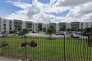 1300 SW 122nd Avenue 1012, Miami, FL 33184