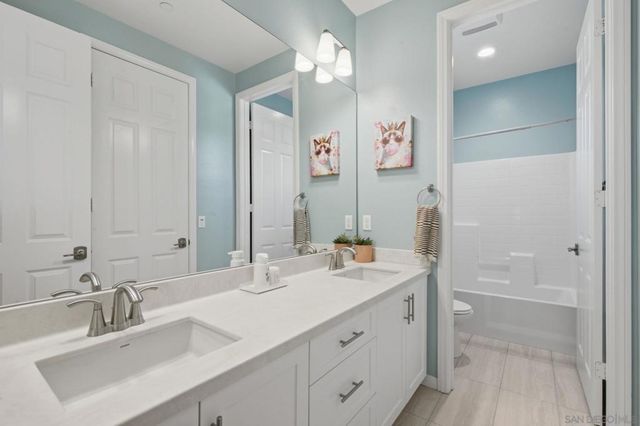 716 Thorntree Ct, San Marcos, CA 92078