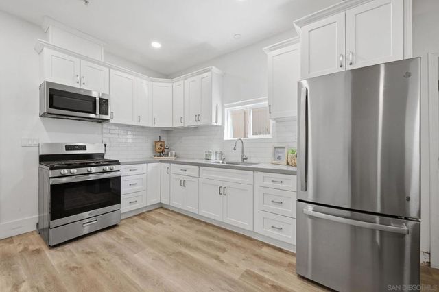 716 Thorntree Ct, San Marcos, CA 92078