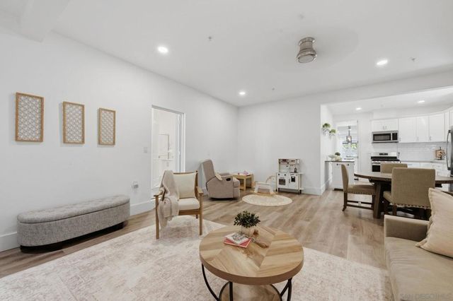 716 Thorntree Ct, San Marcos, CA 92078