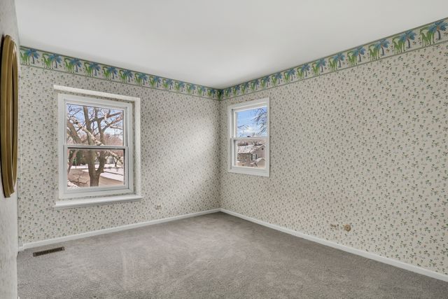 1234 Devonshire Road, Buffalo Grove, IL 60089