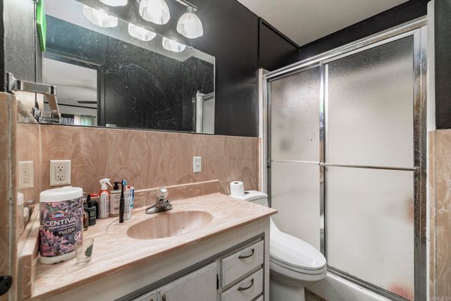 910 E Pine Street, Gurdon, AR 71743