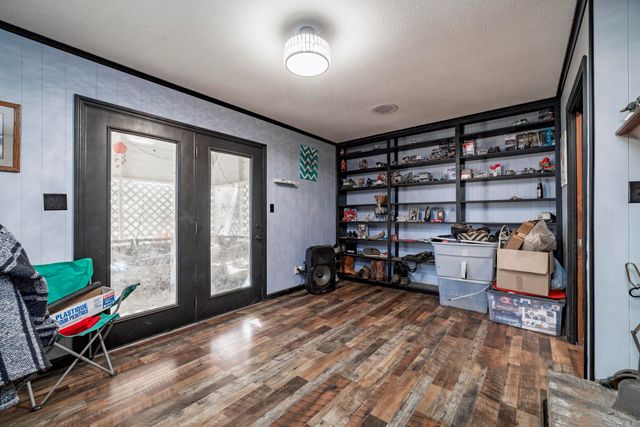 910 E Pine Street, Gurdon, AR 71743