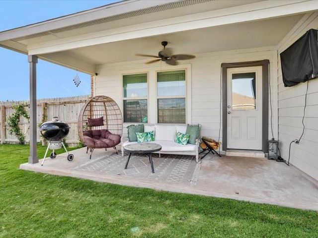 2429 Mulligan Lane, Navasota, TX 77868